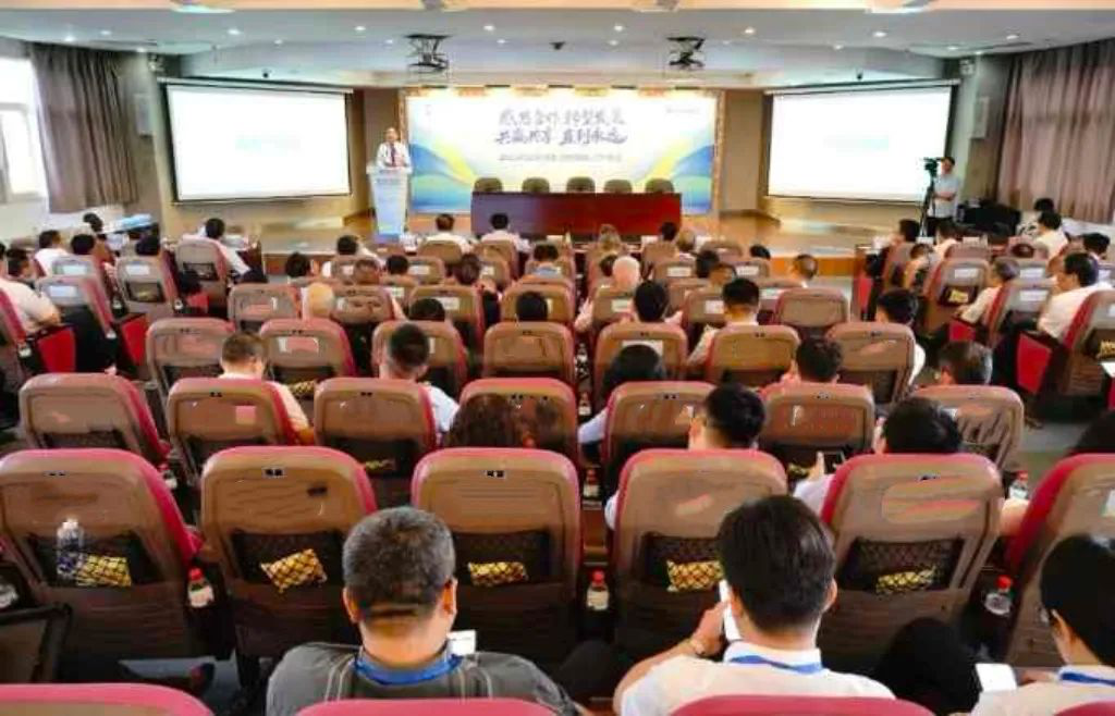大禹電氣受邀參加陜鼓集團2025供給側(cè)戰(zhàn)略合作峰會——感恩合作、轉(zhuǎn)型發(fā)展、共贏共享、直到永遠